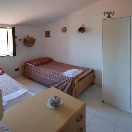 Termini-sant'agata Sleeps 10 Pool Wifi Villa *